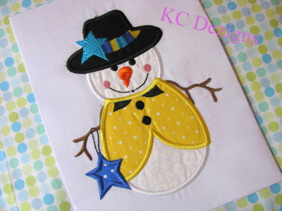 Snowman Holding Star Applique: A Designer’s Review